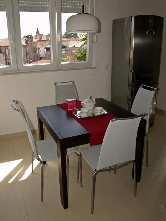 Apartment Roxy Zara Camera foto